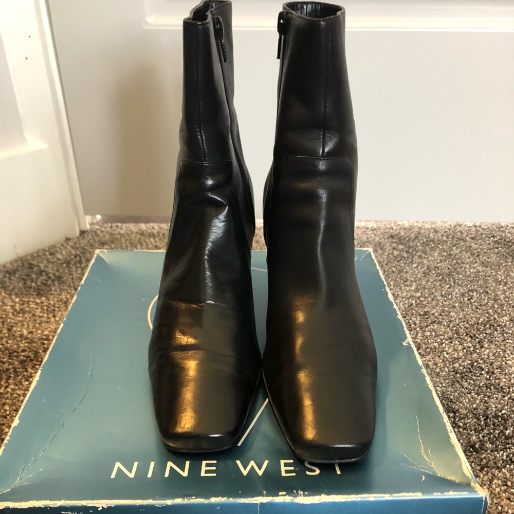 NINE WEST Black Leather Boots